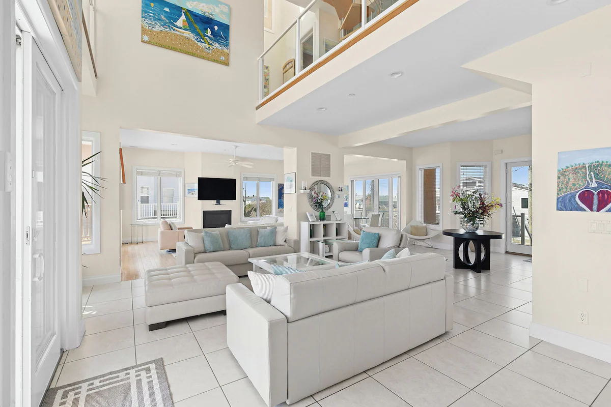 Beach Vacation Home Rentals — Westhampton Beach — photo 7